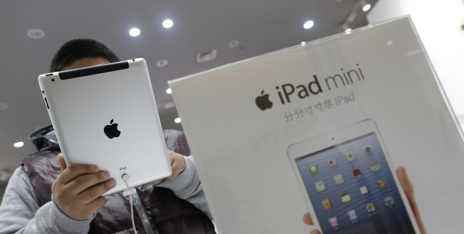 Des iPads pour les chômeurs ? Non, une blague