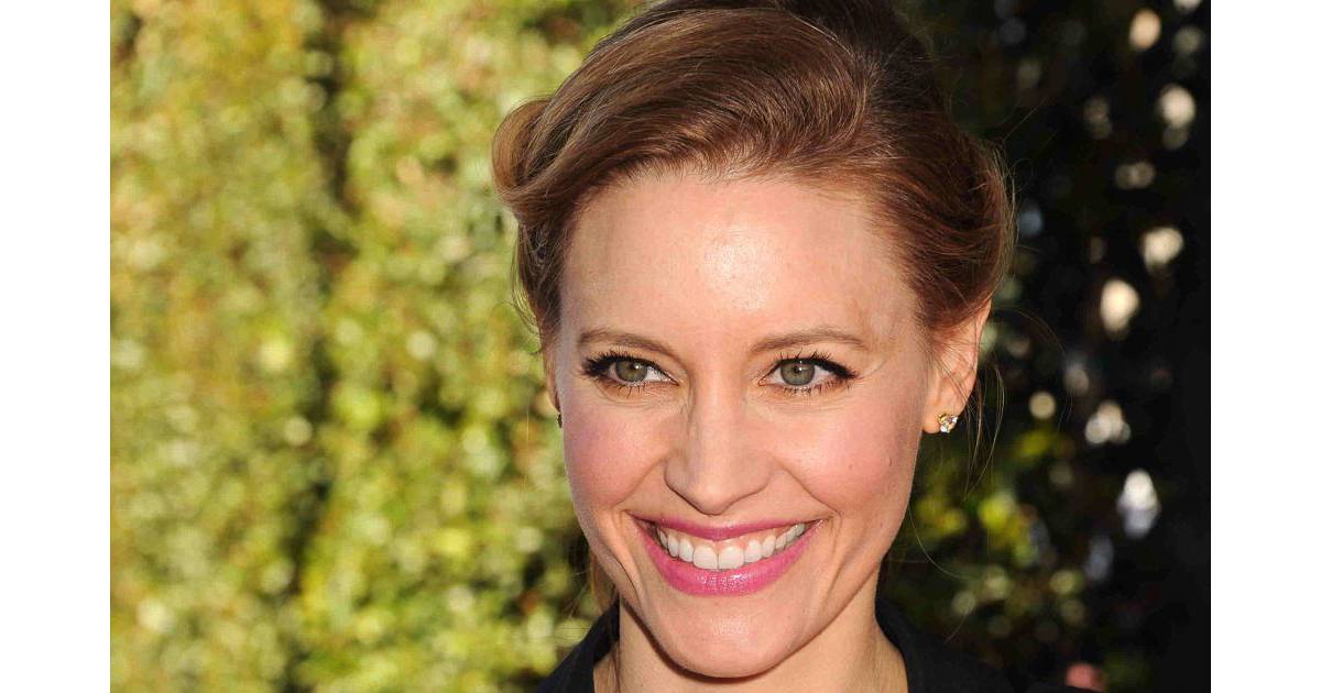 mari de Kadee Strickland