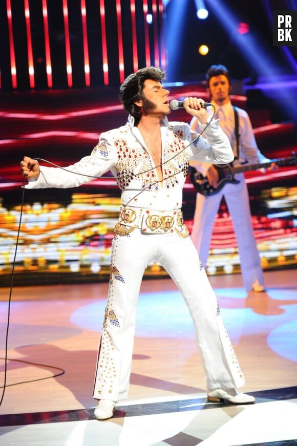 Un air de star : Jérôme Anthony en mode Elvis Presley, THE King.