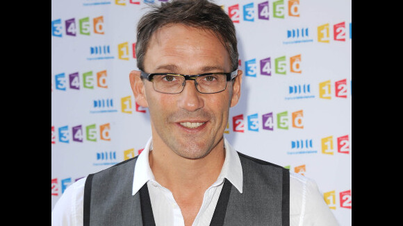 Julien Courbet : Sans aucun doute revient... mais pas sur TF1, la guerre des voisins est relancée