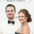 Stephen Amell et sa femme à la cérémonie de clôture du Festival de télévision de Monte Carlo 2013