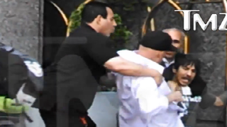 Red Hot Chili Peppers VS Rolling Stones : Anthony Kiedis se prend une raclée