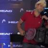 Novak Djokovic imite Maria Sharapova