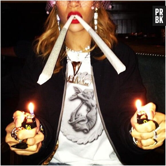 Rihanna en mode provoc' marijuana à Amsterdam en juin 2013