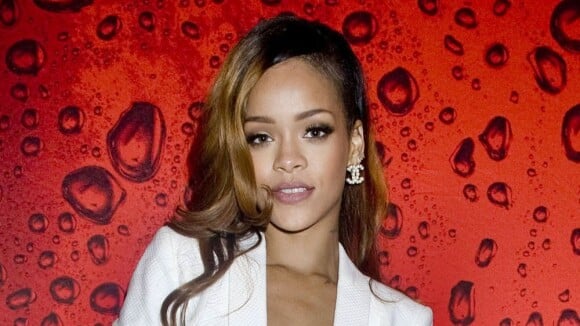 Rihanna trop provoc' : coup de pression de Jay-Z et sa maison de disques ?