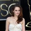 Kristen Stewart glamour aux Oscars 2013