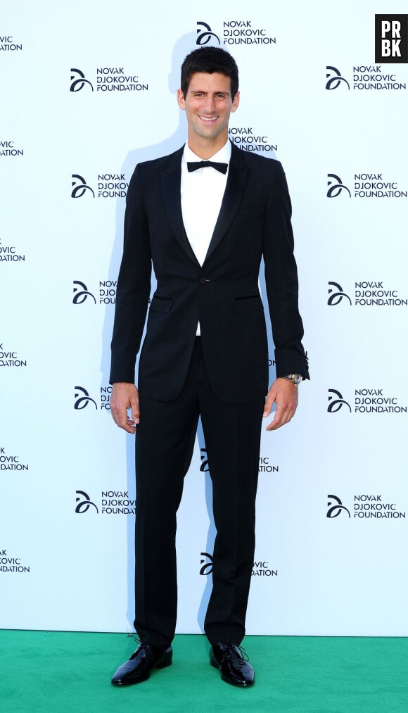 Novak Djokovic lors de sa soirée en faveur des jeunes serbes le 8 juillet 2013 à Londres.