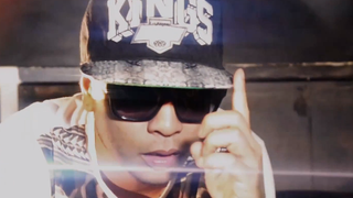 Willy Denzey : Reste encore, le clip coincé au début des années 2000