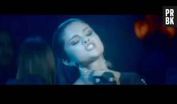 Selena Gomez : elle s'éclate en boite dans le clip de Slow Down