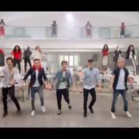 One Direction : Best Song Ever, le clip 100% déjanté qui parodie Hollywood