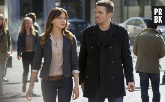 Arrow saison 2 : Laurel et Oliver vont-ils se rapprocher ?