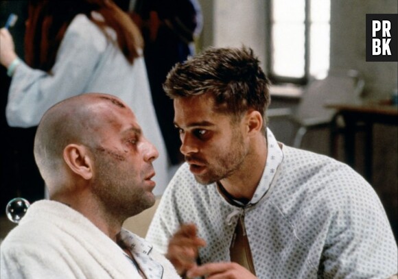 Bruce Willis et Brad Pitt dans l'Armée des douze singes