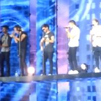 Louis Tomlinson : coup de tatane en pleine face en concert pour le One Direction