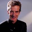 Peter Capaldi se présente en tant que Twelve dans Doctor Who