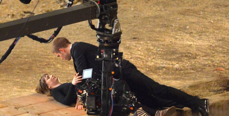 Robert Pattinson et Mia Wasikowska filment une scène pour Maps to the Stars le 21 août 2013