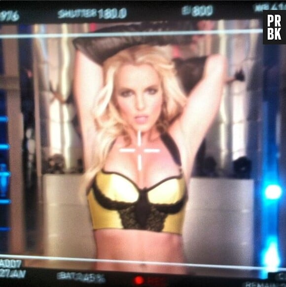 Britney Spears sexy en bikini : elle a retrouvé la ligne pour le tournage de #WorkBitch