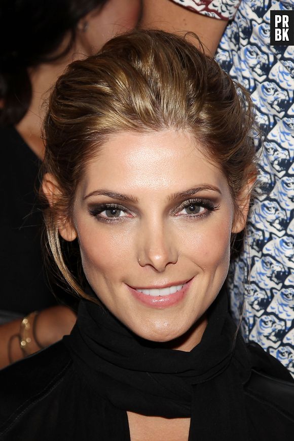 Ashley Greene a assisté à un défilé de mode dans le cadre de la Fashion Week de New York le 9 septembre 2013