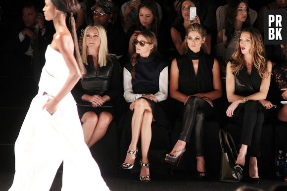 Ashley Greene a assisté à un défilé de mode dans le cadre de la Fashion Week de New York le 9 septembre 2013