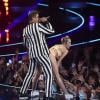 Miley Cyrus et Robin Thicke aux MTV VMA 2013 : Liam Hemsworth n'a pas apprécié le show
