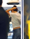 Selena Gomez en pleine s"ance shopping à Milan, le 20 septembre 2013