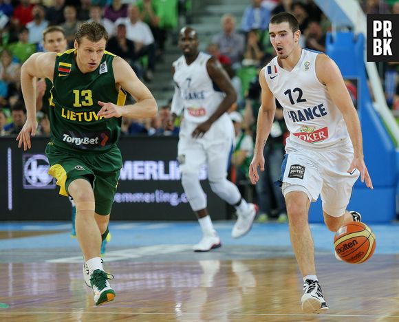 Tony Parker et les Bleus sacrés champions d'Europe 2013 de basket le 22 septembre 2013, à Ljubljana en Slovénie