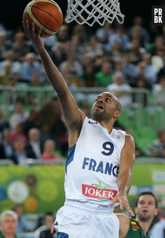 Tony Parker et les Bleus sacrés champions d'Europe 2013 de basket le 22 septembre 2013, à Ljubljana en Slovénie