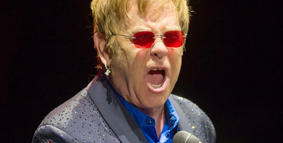 Elton John sous le charme de Liam Hemsworth