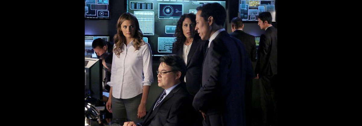 Photo : Castle saison 6, épisode 2 : photo promo avec Kate et Rachel
