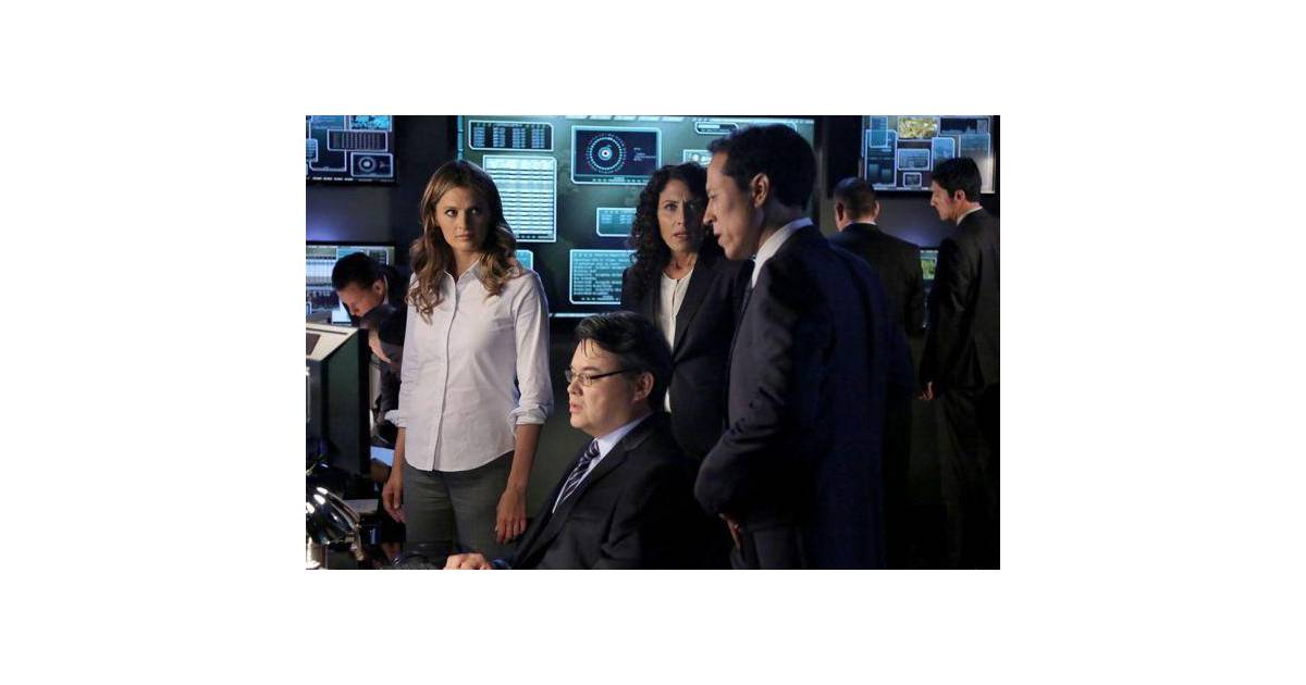 Castle saison 6, épisode 2 : photo promo avec Kate et Rachel McCord