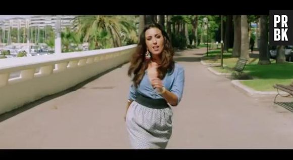 Les Anges 5 : Maude dans son nouveau clip Love Not Money.