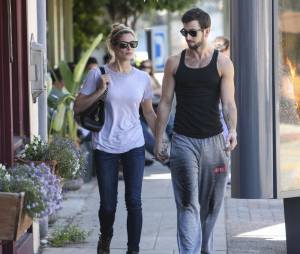 Ashley Greene en compagnie de Paul Khoury, son nouveau petit ami, le 29 septembre 2013 à Los Angeles