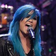 Demi Lovato : sa dernière folie capillaire flashy ? Le bleu schtroumpfette