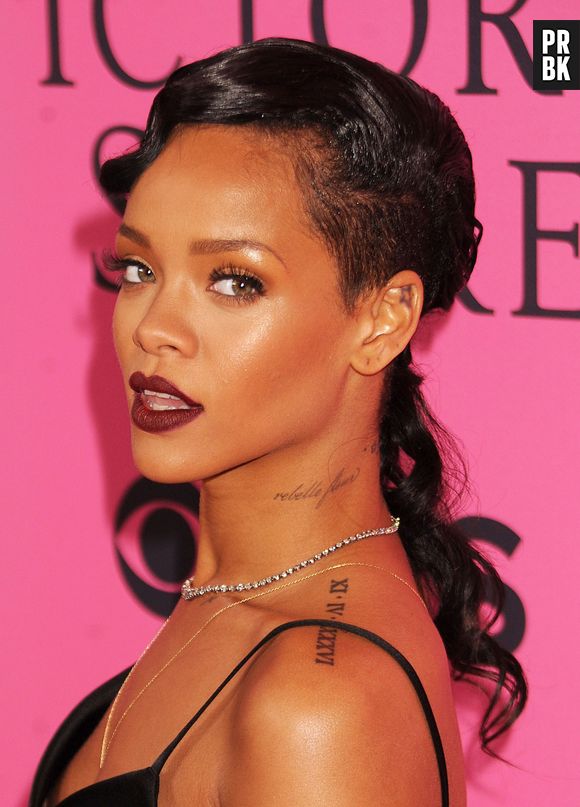 Rihanna : la chanteuse de Diamonds a plus de 20 tatouages