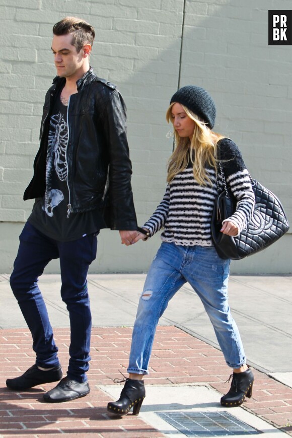 Ashley Tisdale avec Christopher French, son fiancé
