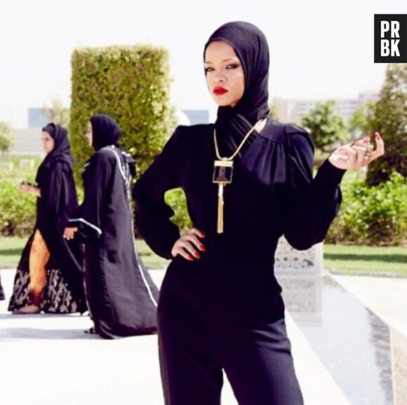 Rihanna voilée à Abu Dhabi dimanche 20 octobre