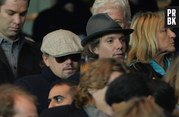 Leonardo DiCaprio et Lukas Haas entre potes au Parc des Princes, le 5 novembre 2013