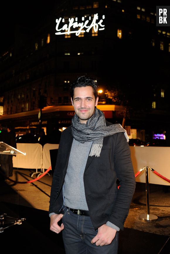 Léa Seydoux et André Dussollier (à l'affiche du film La Belle et la Bête) allument les vitrines de Noël des Galeries Lafayette Haussmann, le 6 novembre 2013 à Paris