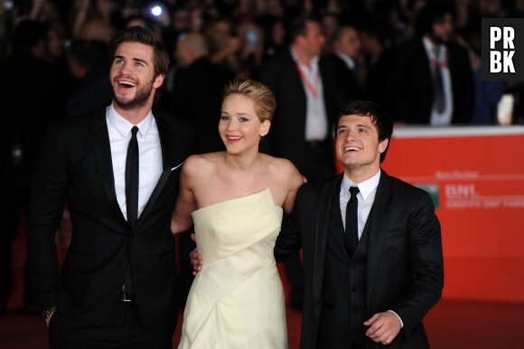 Jennifer Lawrence, Liam Hemsworth et Josh Hutcherson à l'avant-première d'Hunger Games l'embrasement à Rome le 14 novembre 2013