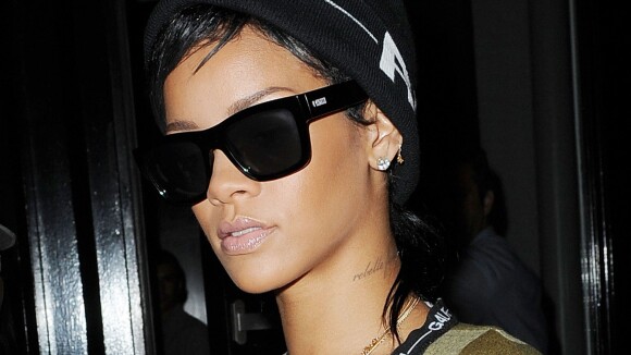 Rihanna complètement nue sur un rappeur : la photo qui affole la toile