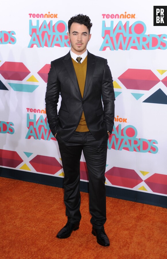 Kevin Jonas aux HALO Awards le 17 novembre 2013 à Los Angeles