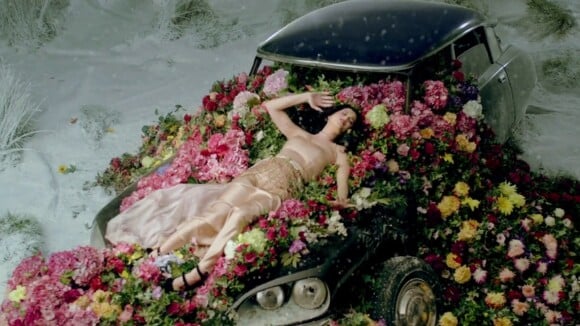 Katy Perry : Unconditionally, le clip glamour et romantique