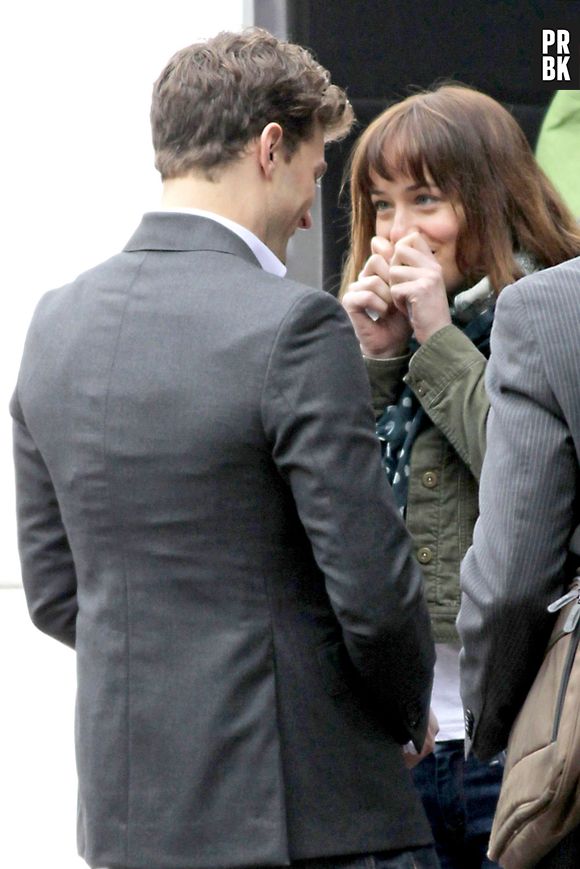 Fifty Shades of Grey : Jamie Dornan et Dakota Johnson en tournage, le 19 décembre 2013 à Vancouver