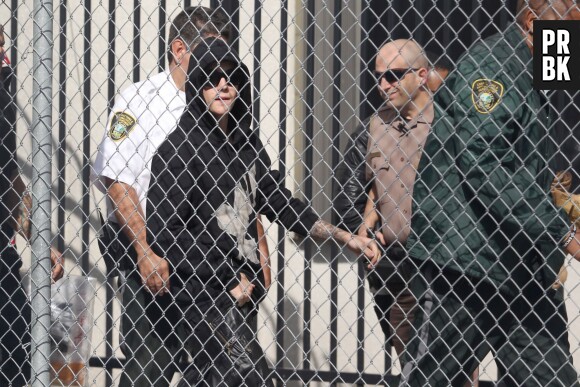 Justin Bieber sort de garde à vue après avoir été arrêté par la police dans la nuit du 23 janvier 2014