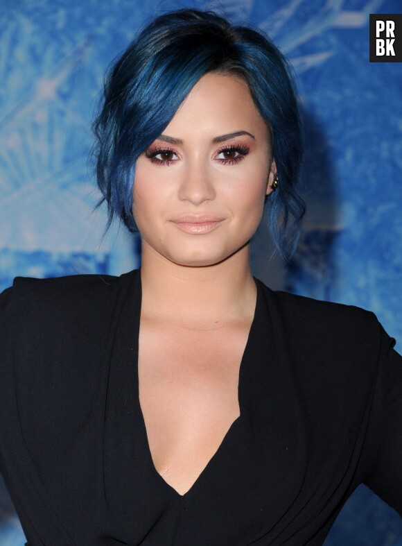 Demi Lovato, le bleu lui va si bien
