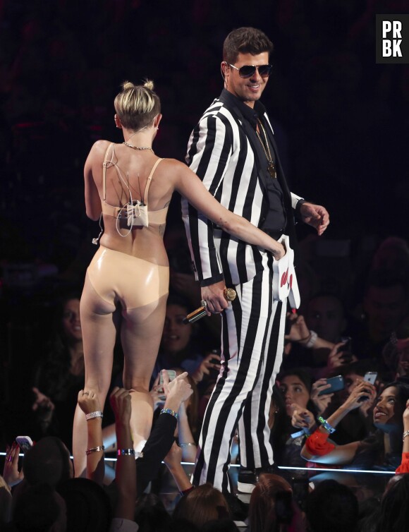Miley Cyrus : Robin Thicke éclipsé aux MTV VMA 2013 ?