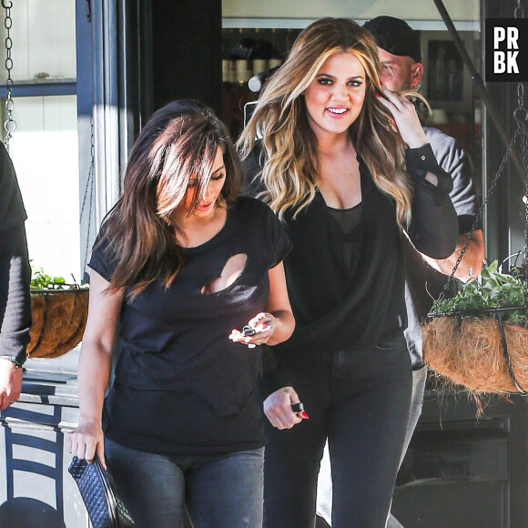 Kim Kardashian et Khloé de sortie pour un déjeuner en famille à Los Angeles, le 7 février 2014