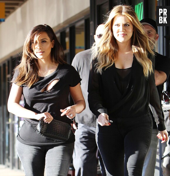 Kim Kardashian et Khloé Kardashian de sortie pour un déjeuner en famille à Los Angeles, le 7 février 2014
