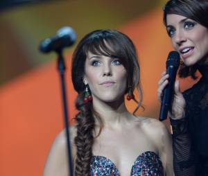 Zaz refuse de lire un texte sur les intermittents du spectacle aux Victoires de la musique 2014 puis s'explique sur Facebook