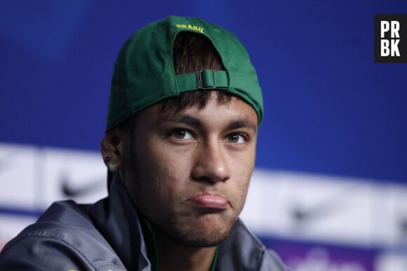 Neymar footballeur au grand coeur : câlin avec un fan sud-africain