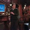 How I Met Your Mother saison 9, épisode 20 : Jason Segel sur une photo